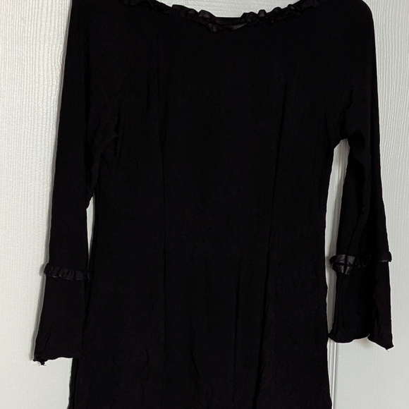 Svetlana Women's (Size 4) Black V-Neck Ruffled Tunic Top With Rosettes & Ruffles - Picture 5 of 16